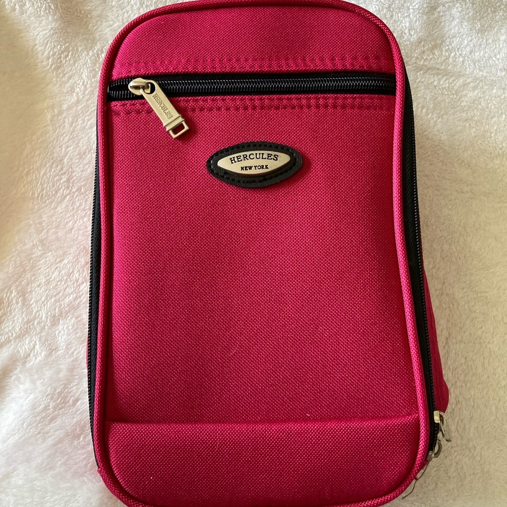 Hercules New York makeup/toiletries travel case
